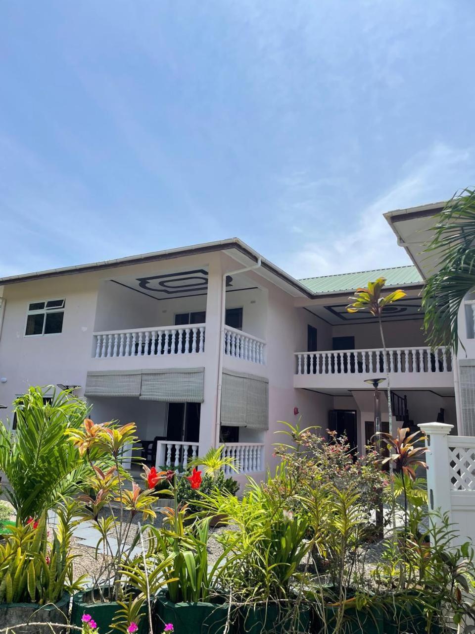 Mokara Holiday Apartment 安塞罗亚莱 外观 照片
